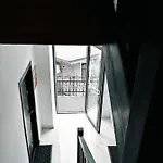 Апартаменти Mansion 10 *