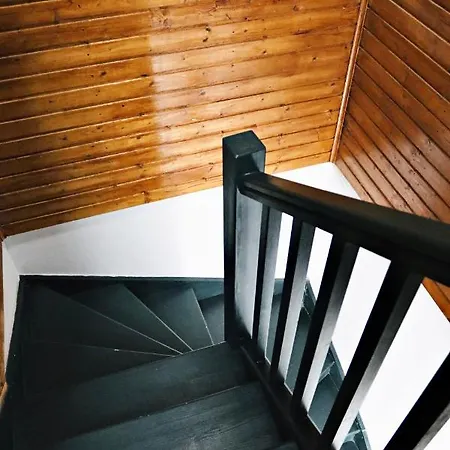 Mansion 10 Бухарест